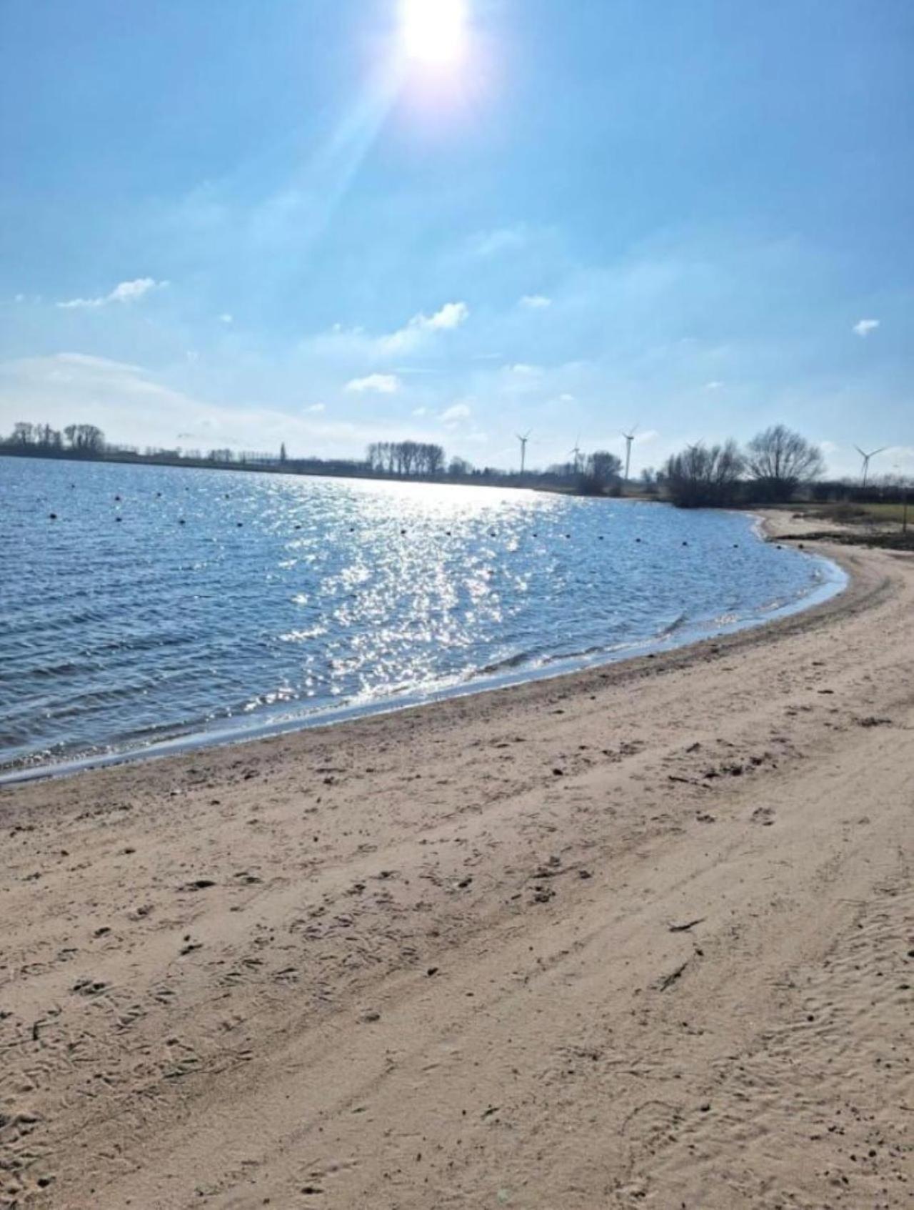 Tiny Haus Auszeit Am See Lathum Экстерьер фото